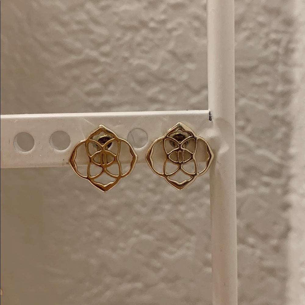Kendra Scott Studs